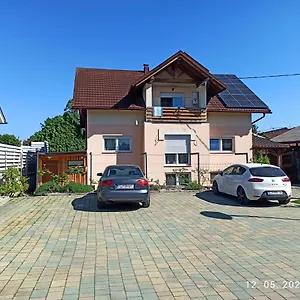 Vagon - Studio Near Btc, Stožice Stadium Lubiana